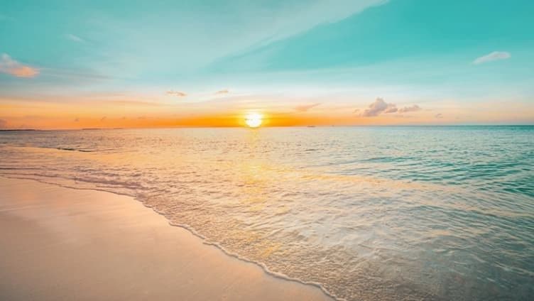 easyJet holidays Discount Cover